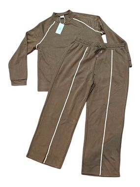 NWT WIHOLL set